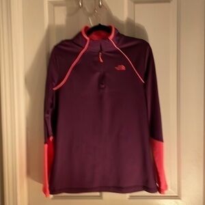 Quarter zip Northface women size large.